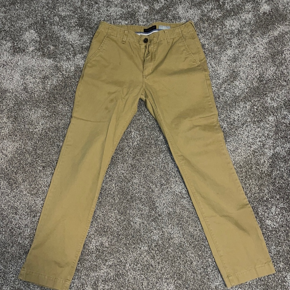 Men’s khakis